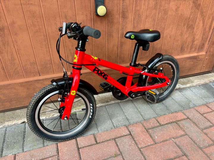 Child s first pedal bike Page 1 Pedal Powered PistonHeads UK